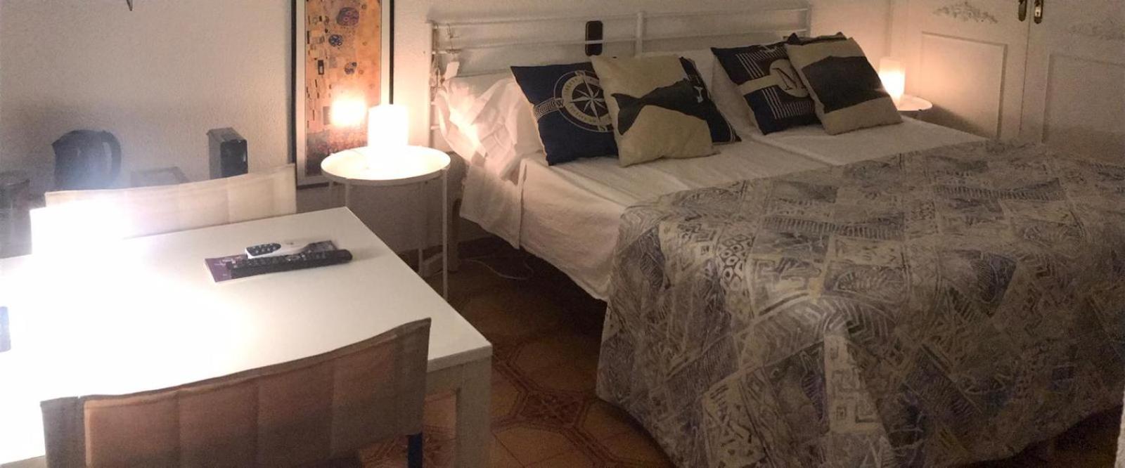 Апартаменты Bed&Coffee - Habitacion En Vivienda Habitual Санта Пола Экстерьер фото