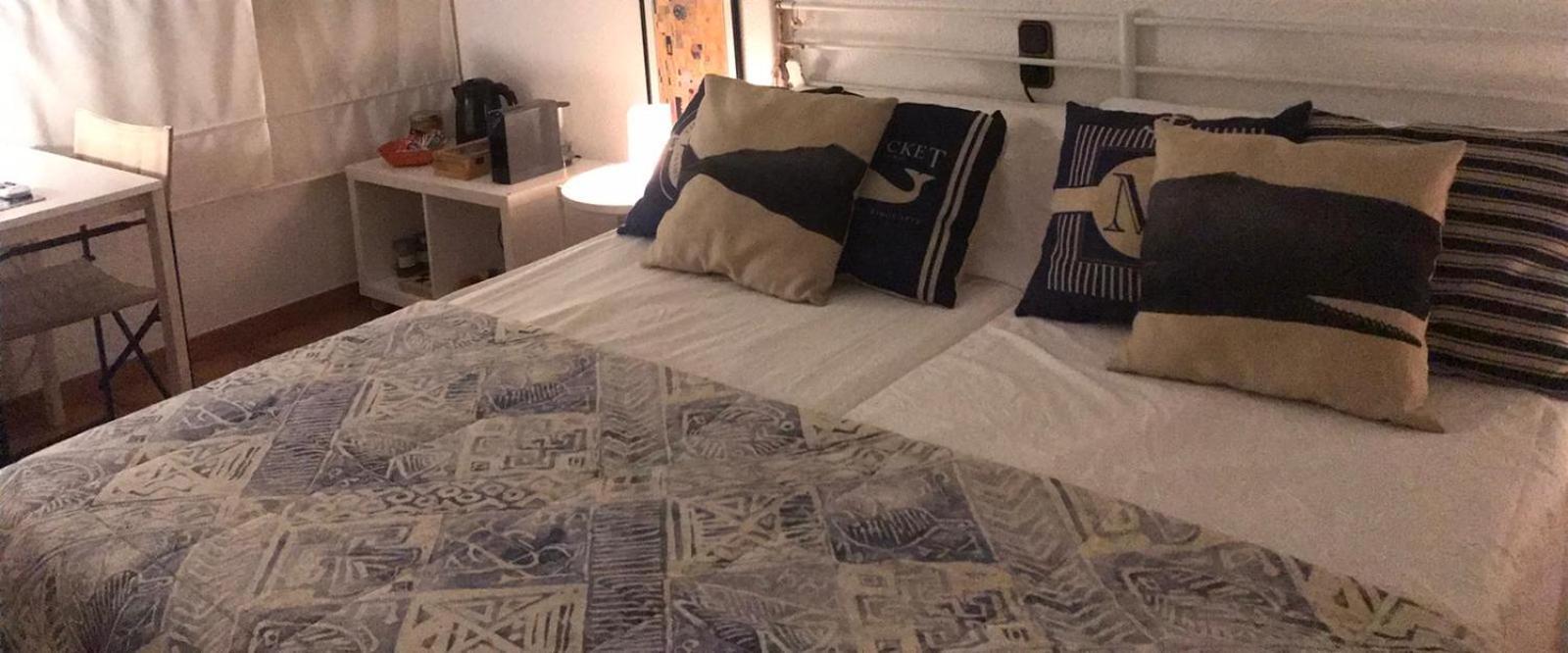 Апартаменты Bed&Coffee - Habitacion En Vivienda Habitual Санта Пола Экстерьер фото